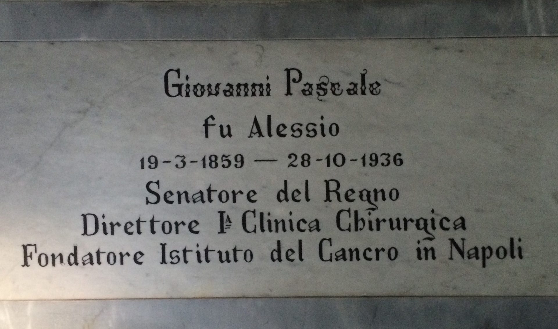 Giovanni Pascale'sTomb (1).jpg